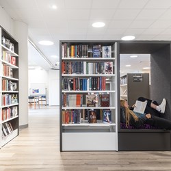 Bibliothèque Täby, Suède